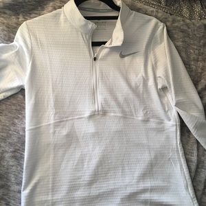 Almost new White Nike half zip